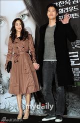 组图：影片《斯托克》首映 宋仲基金秀贤等支持