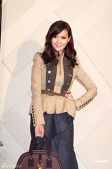 组图：高以翔出席代言活动自曝将进军好莱坞