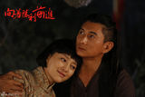 组图：《胜利》热播 吴奇隆甘婷婷再续情缘