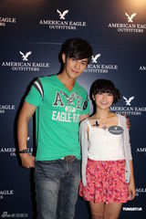 组图：汪东城不介意传绯闻 为母亲买房尽孝心