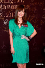 幻灯图：李玟自曝曾见MJ 巨星称赞coco名字很好听 