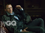 组图：丹尼尔-克雷格登《GQ》封面锐气逼人