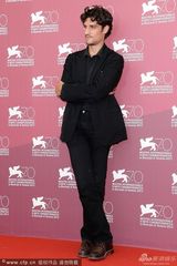 组图：《嫉妒》发布会 导演菲利普父子兵上阵