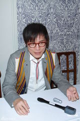 组图：罗大佑八年后再开唱 新歌《家》转型更平和