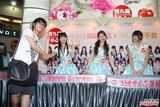 组图：SKE48成员亮相香港 短裙性感秀美腿