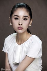 组图：王子文全新写真曝光 尽展青春俏丽