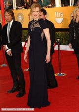 高清组图：美国演员工会奖红毯 妮可娜塔丽争艳