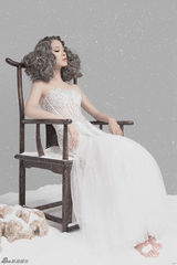 组图：金晶唯美写真曝光 冷艳高贵似女王