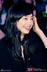 组图：朴诗妍朴正雅等亮相首尔时尚周活动