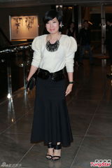 组图：张美妮大婚众星道贺 恨嫁杨怡抢花球