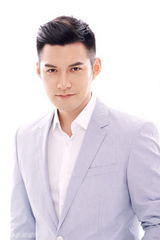 组图：严屹宽质感型男写真出炉 大秀魅惑电眼