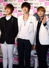 高清图： SJ-kry演唱会记者会 帅气有型用心歌唱