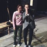 组图：韦唯仨混血儿子帅照曝光 大儿子北大学霸