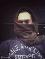 组图：黄觉晒娇妻亲子照寄相思 调侃爸爸去哪儿