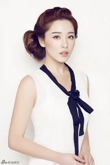 组图：阚清子灵动写真 潮流着装变身时尚女王