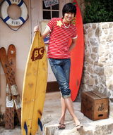 高清组图：李民浩文彩苑代言 亲密恩爱阳光活力