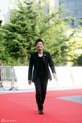 高清组图：JYJ俊秀等助阵韩音乐剧颁奖礼