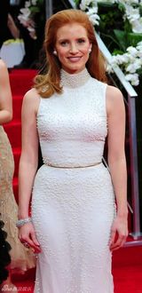 高清组图：杰西卡-查斯坦珍珠白礼服华贵十足