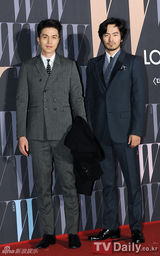 组图：韩星韩佳人延正勋金莎朗等参加预防乳癌活动