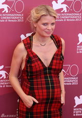 组图：主竞赛单元电影《零点定理》发布会