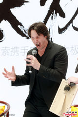 组图：基努-里维斯空降北京 为新片学打太极拳