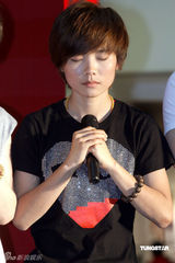 幻灯图：“内地造星教父”出书 陈子嘟称新秀缺内涵