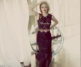 组图：阿曼达-塞弗里德新写真瞳孔清澈似天使