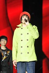 组图：好声音深圳巡演落幕 张玮吴莫愁分组对抗