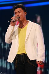 幻灯组图：《叶问2》唱响首映大典 黄晓明热舞