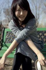 组图：周帝自然风格写真曝光 文艺范气质出众