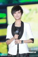 组图：王后驾到收官 谢霆锋李宇春孙燕姿热爆全场