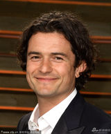 组图：奥斯卡晚宴养眼 可儿秀半球龙女大露背