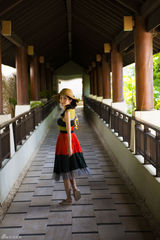 组图：秦海璐大片海洋风情俏丽灵动