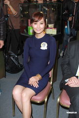 组图：陈法拉收礼不在贵重 称男友本人是最佳礼物