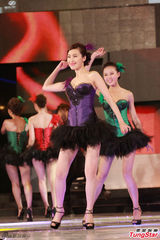 组图：亚姐中华赛区12强 佳丽泳装起舞风骚性感