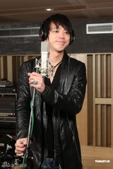 组图：建宁老师制作赈灾歌曲 近百位歌手献声