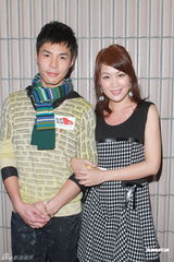 组图：许冠文慈善脱口秀 赵雅芝陈松伶捧场