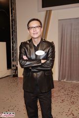 组图：刘伟强了解黄晓明脚伤 不信艺人朋友吸毒