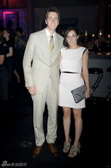 高清：《哈7(下)》首映盛况空前 主创齐聚泪洒红毯