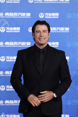 组图：万达百米红毯第二秀 梁朝伟赵薇众星百态