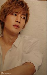 组图：韩星金贤重登日本杂志展柔情王子魅力