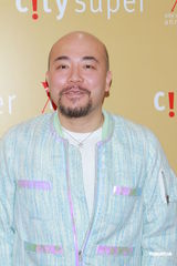 组图:蔡一智等出席活动 蒙嘉慧生日郑伊健送钻饰