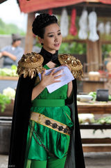 高清图：《猪九妹》翁虹造型曝光 演绎非一般的女王