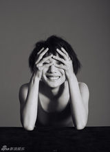 幻灯图：王珞丹短发写真 尽展可爱与灵动