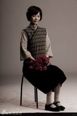 组图：献礼剧《开天辟地》邓颖超定妆照 