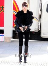 组图：《IRIS2》赴匈牙利取景 李多海等亮相机场