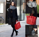 组图：明星爱街拍第9期各式围巾冬日搭配方案