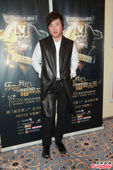 组图：孙楠拒谈李代沫吸毒 许茹芸期待婚礼