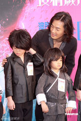 幻灯图：郑伊健将澳门举行演唱会 无线采访获解封 