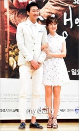 组图：前Fin.k.l成员成宥利李真新剧再聚首